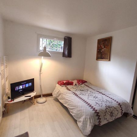 Studio Marjorie Indep. dans maison particulière Mérignac Extérieur photo