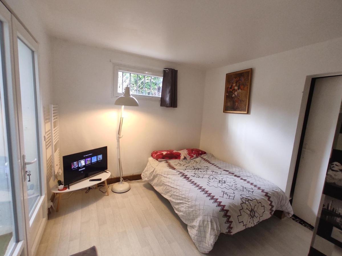 Studio Marjorie Indep. dans maison particulière Mérignac Extérieur photo